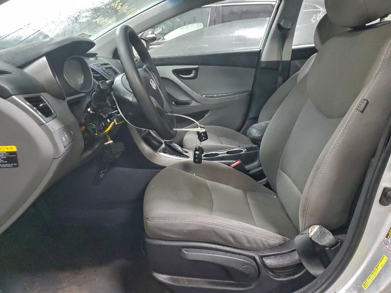 Photo 7 from auction – 2016 HYUNDAI ELANTRA SE with VIN 5NPDH4AE2GH706296