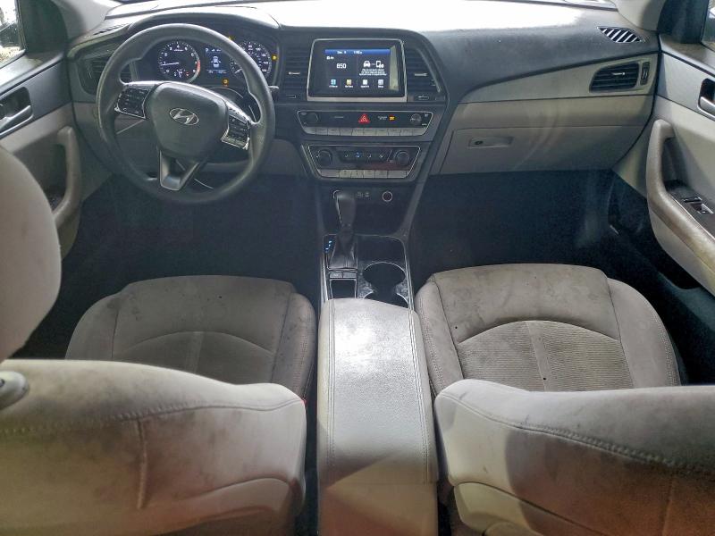 Photo 8 from auction – 2018 HYUNDAI SONATA with VIN 5NPE24AF0JH685311