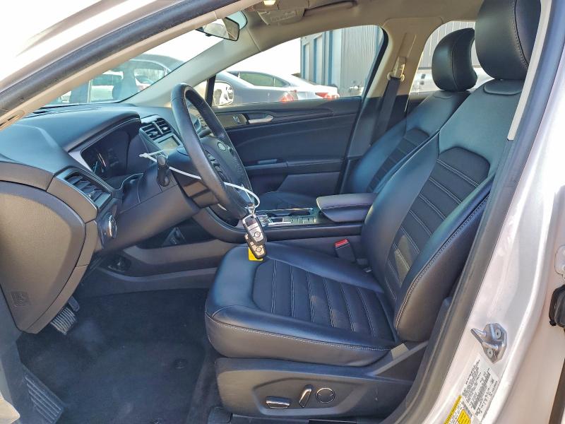 Photo 7 from auction – 2018 FORD FUSION with VIN 3FA6P0LU6JR204295