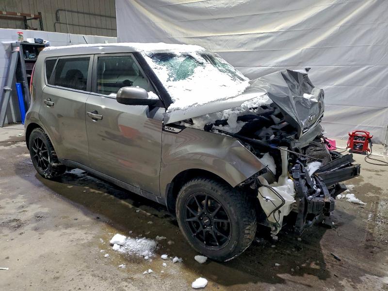 Photo 4 from auction – 2017 KIA SOUL with VIN KNDJN2A26H7494093