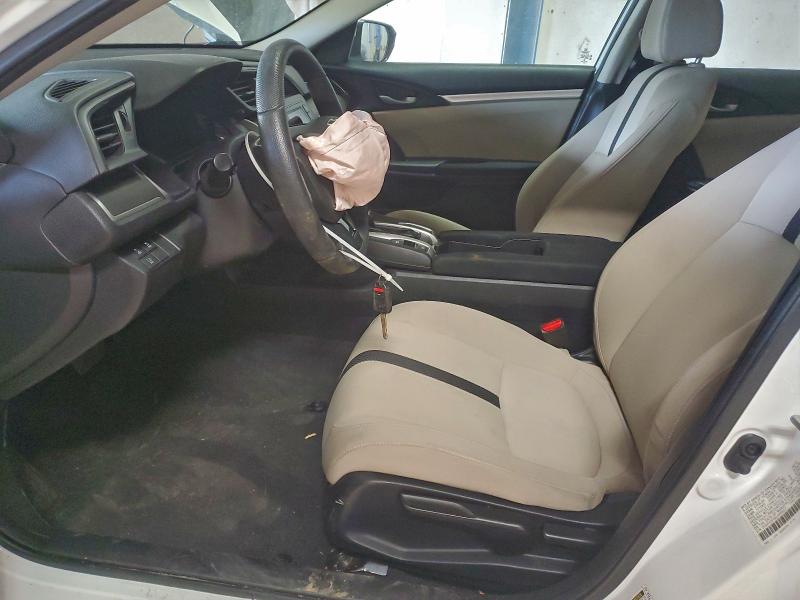 Photo 7 from auction – 2020 HONDA CIVIC with VIN 2HGFC2F68LH558317