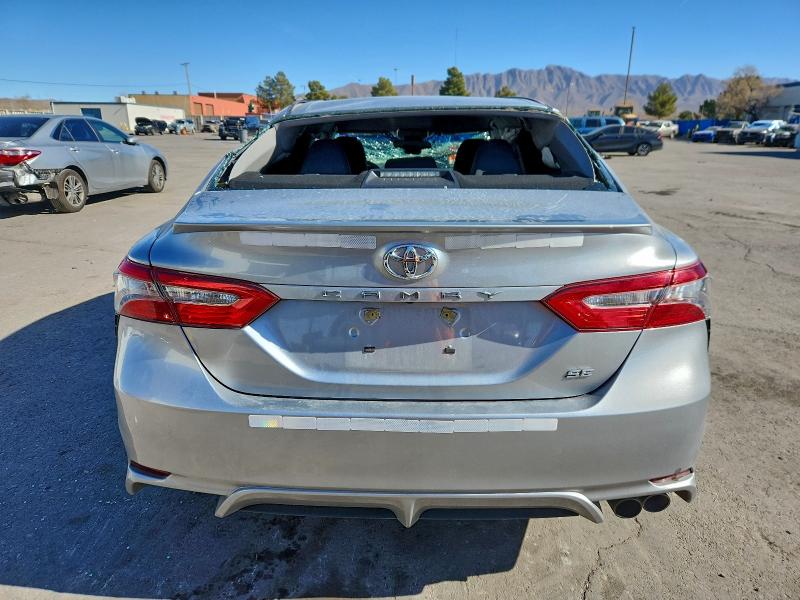 Photo 6 from auction – 2018 TOYOTA CAMRY with VIN 4T1B11HK7JU094871
