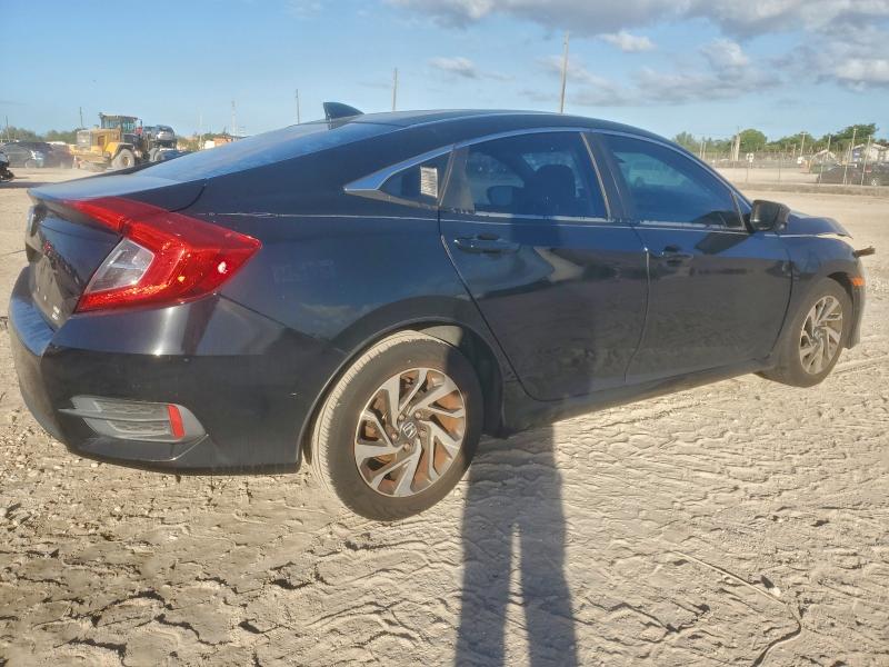 Photo 3 from auction – 2017 HONDA CIVIC EX with VIN 19XFC2F70HE005879