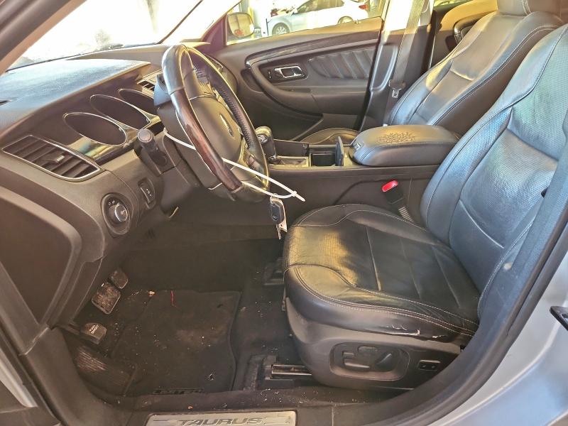 Photo 7 from auction – 2010 FORD TAURUS LIM with VIN 1FAHP2FW8AG123551