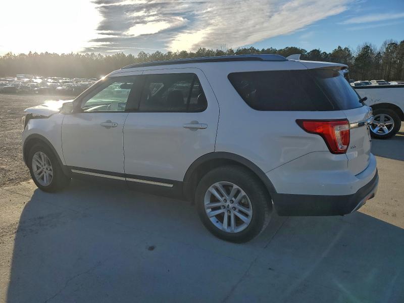Photo 2 from auction – 2017 FORD EXPLORER X with VIN 1FM5K7D84HGD64560