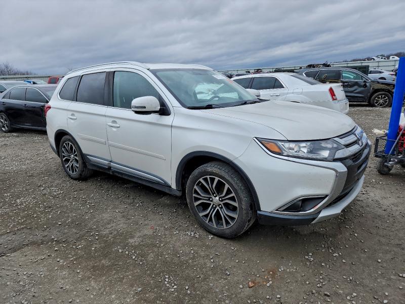 Photo 4 from auction – 2017 MITSUBISHI OUTLANDER with VIN JA4AD3A38HZ000283