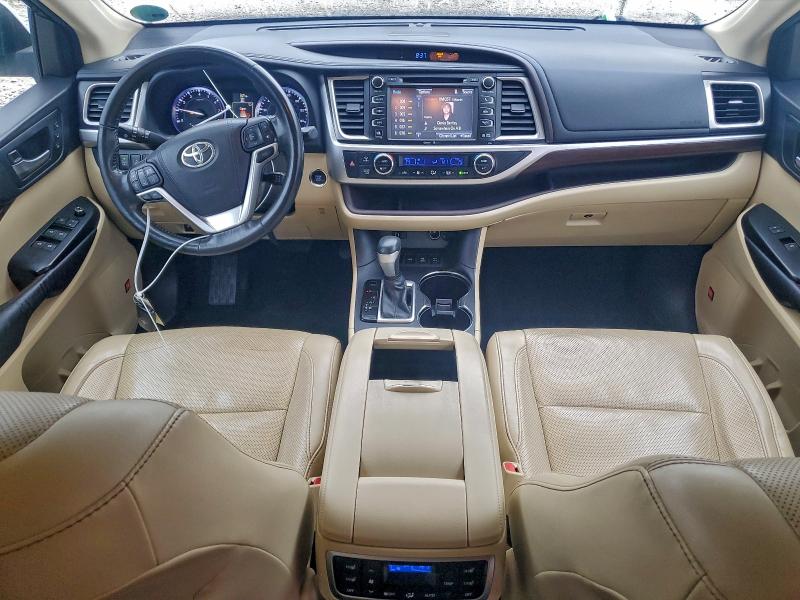 Photo 8 from auction – 2015 TOYOTA HIGHLANDER with VIN 5TDDKRFHXFS183605