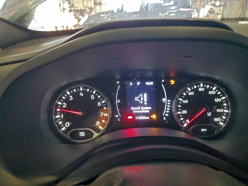 Photo 9 from auction – 2021 JEEP RENEGADE with VIN ZACNJCAB7MPM72262