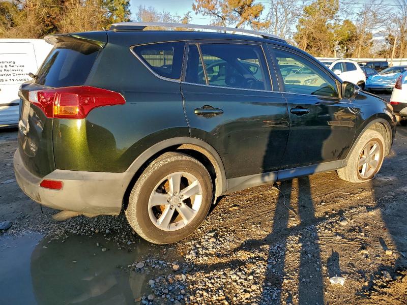 Photo 3 from auction – 2013 TOYOTA RAV4 XLE with VIN JTMRFREV4DD007675