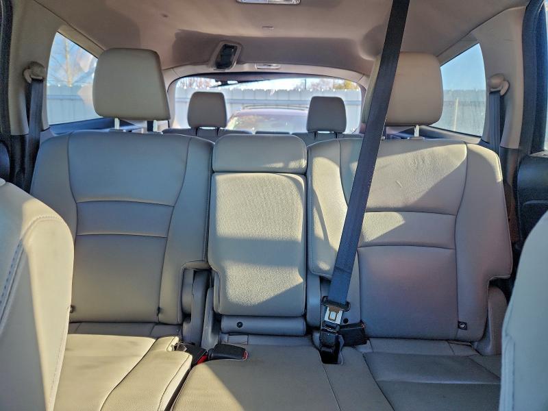 Photo 10 from auction – 2016 HONDA PILOT EXL with VIN 5FNYF6H58GB127742