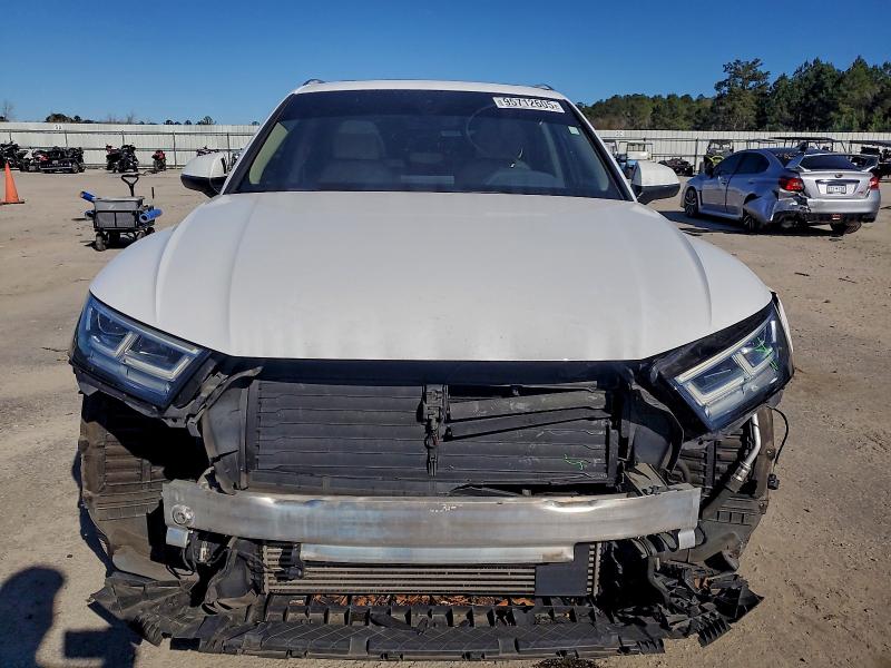 Zdjęcie 5 z aukcji – 2018 AUDI Q5 PREMIUM z VIN WA1BNAFY2J2214503