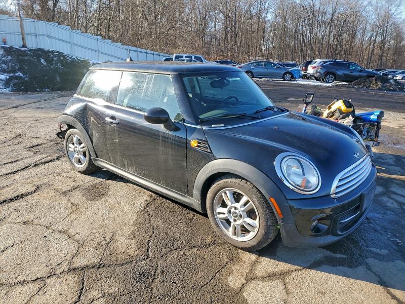 Photo 4 from auction – 2013 MINI COOPER with VIN WMWSU3C50DT685463
