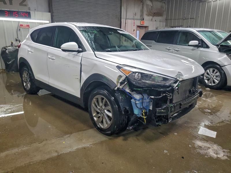 Photo 4 from auction – 2018 HYUNDAI TUCSON SE with VIN KM8J2CA41JU786897