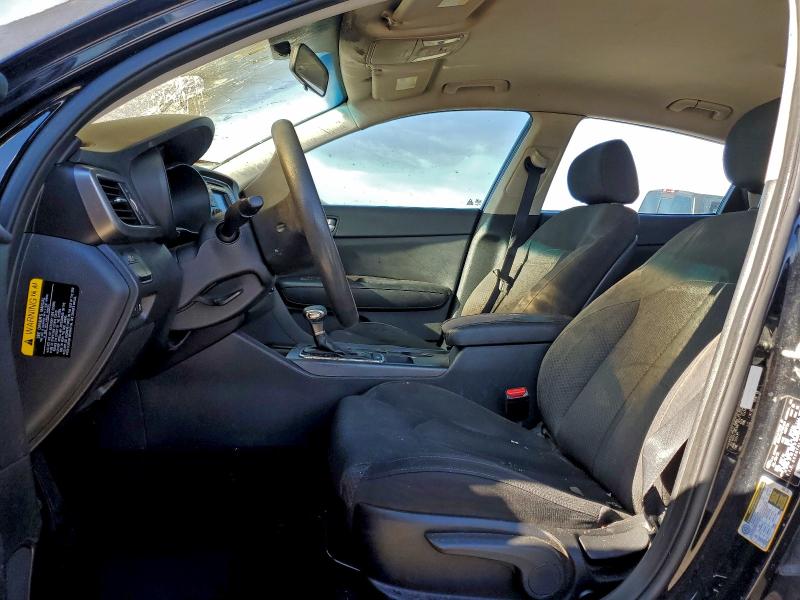 Photo 7 from auction – 2016 KIA OPTIMA with VIN 5XXGT4L35GG099409