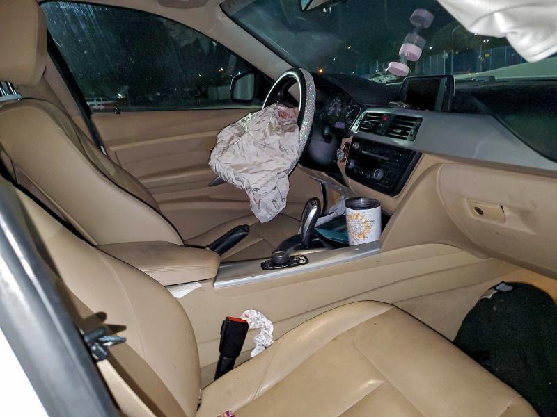 Photo 13 from auction – 2013 BMW 328 I SULE with VIN WBA3C1G53DNN93550
