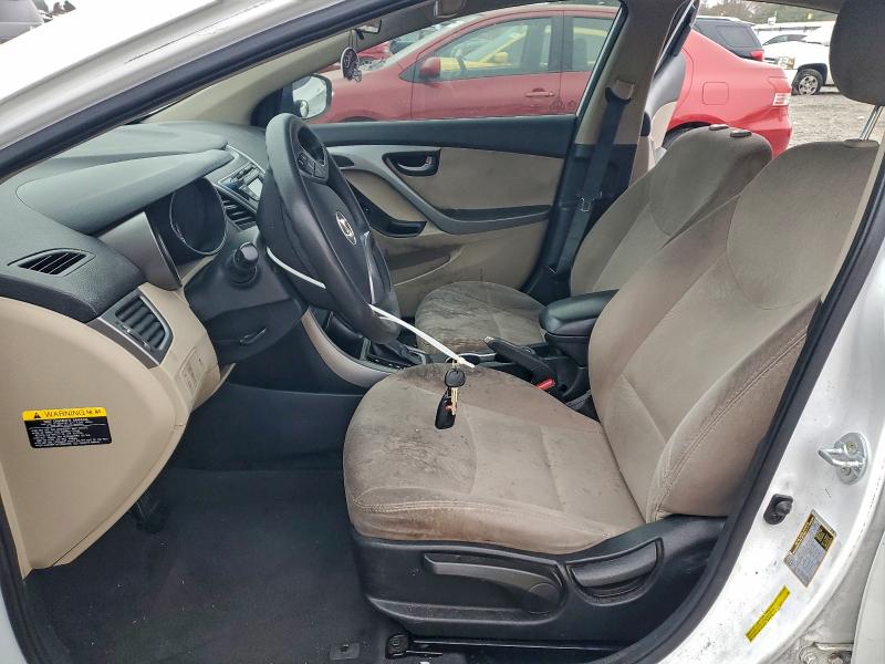 Photo 7 from auction – 2016 HYUNDAI ELANTRA SE with VIN 5NPDH4AE3GH697723