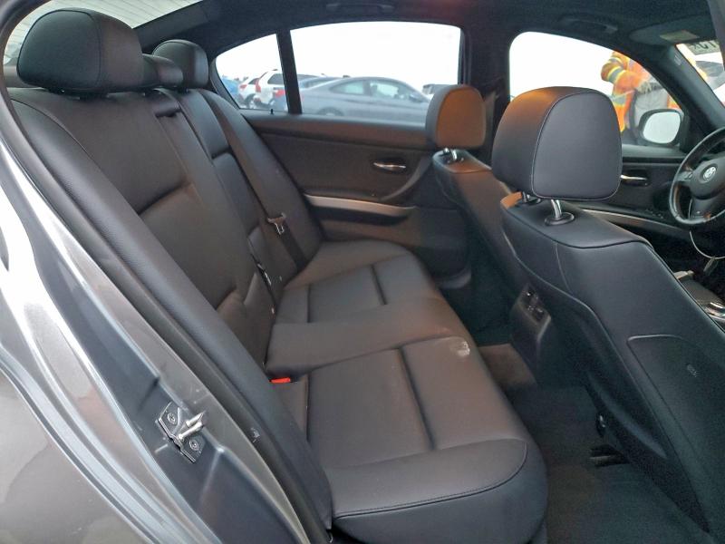 Photo 10 from auction – 2011 BMW 335 I with VIN WBAPM5G55BNN00756