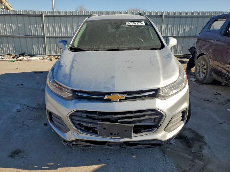 Photo 5 from auction – 2019 CHEVROLET TRAX 1LT with VIN KL7CJPSB0KB915923