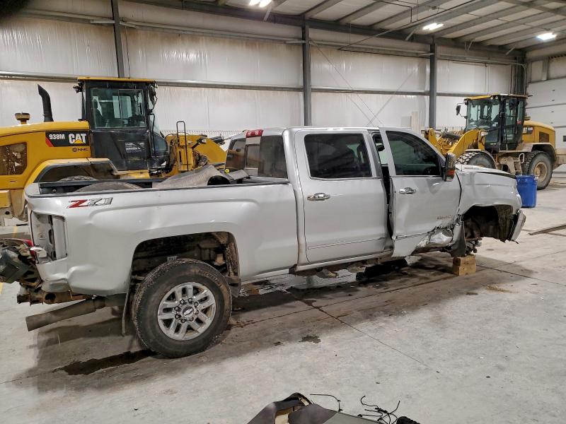 Photo 3 from auction – 2018 CHEVROLET SILVERADO with VIN 1GC4K0CY4JF176853