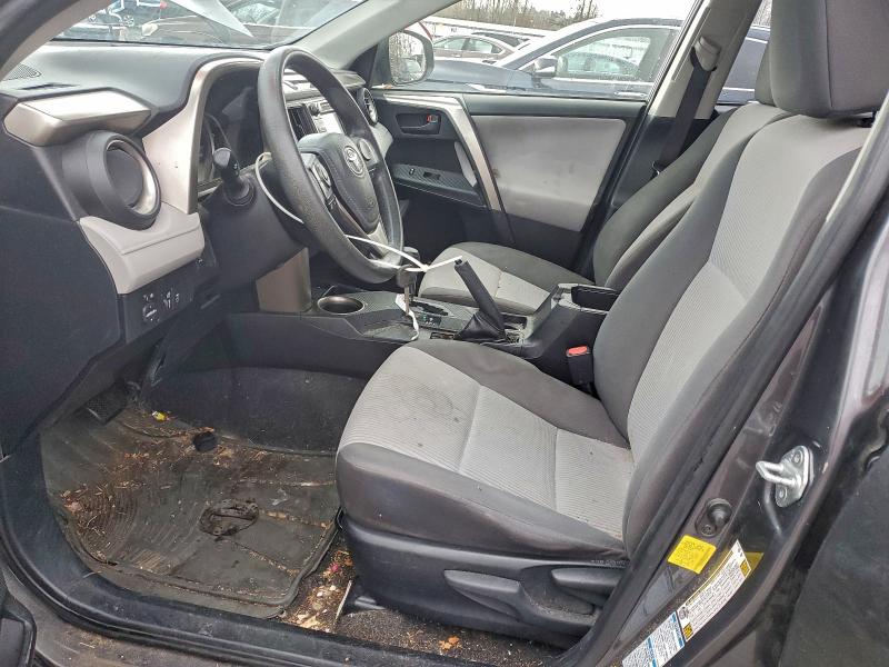 Photo 7 from auction – 2014 TOYOTA RAV4 LE with VIN JTMBFREV0ED076124