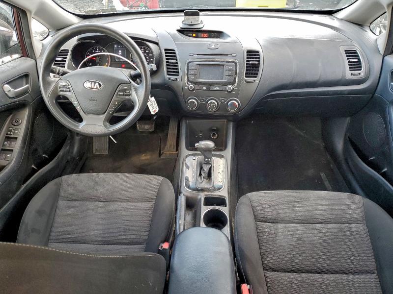 Photo 8 from auction – 2018 KIA FORTE LX with VIN 3KPFK4A79JE282137