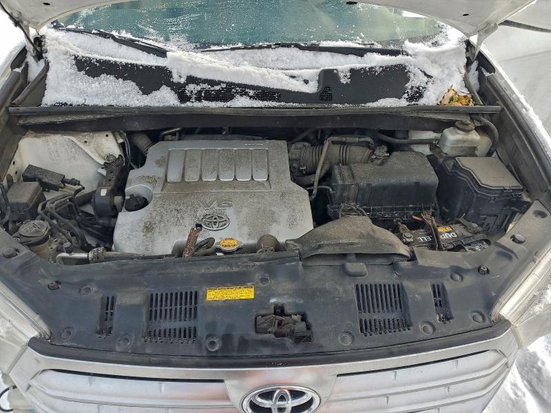 Photo 12 from auction – 2012 TOYOTA HIGHLANDER with VIN 5TDBK3EH4CS174495