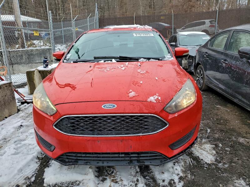 صورة رقم 5 من المزاد - 2015 FORD FOCUS SE مع VIN 1FADP3K20FL263518