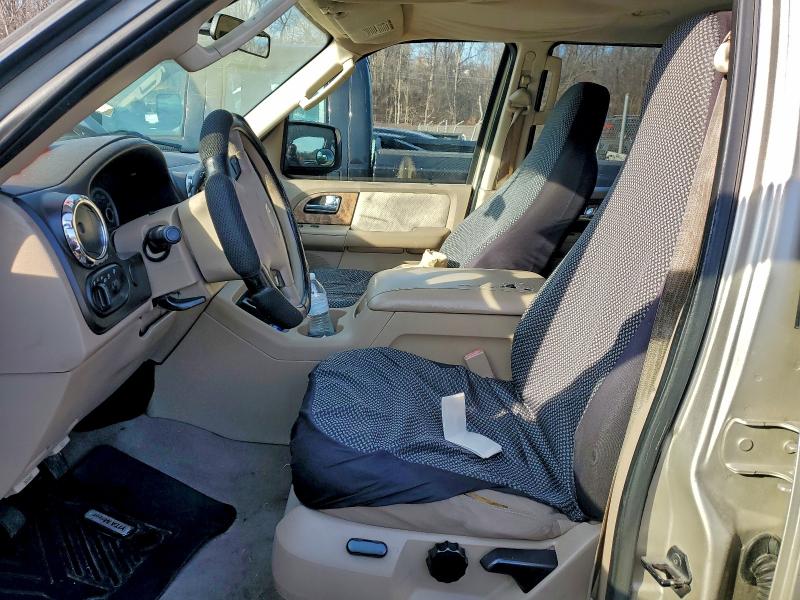 صورة رقم 7 من المزاد - 2006 FORD EXPEDITION مع VIN 1FMPU15536LA16743