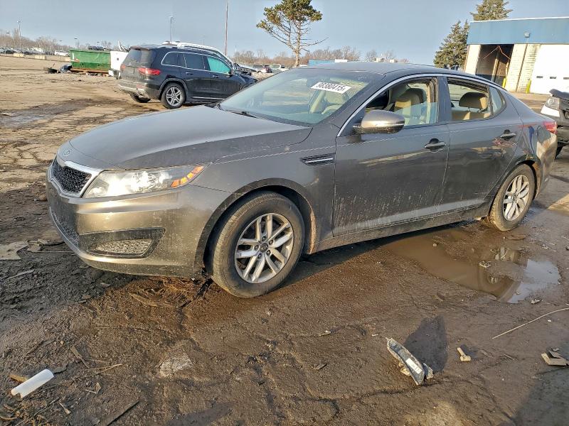 KIA OPTIMA LX 2011 with VIN KNAGM4A7XB5071750 - Photo from auction