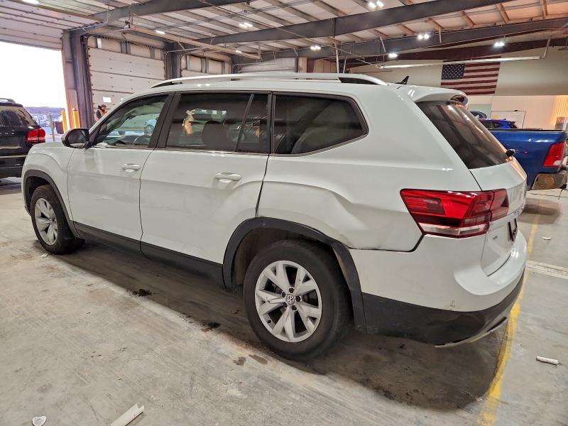Photo 2 from auction – 2018 VOLKSWAGEN ATLAS SE with VIN 1V2LR2CA2JC589005