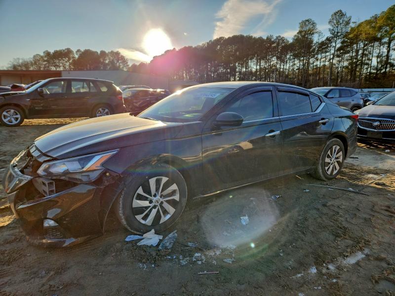 NISSAN ALTIMA S 2020 with VIN 1N4BL4BVXLC272418 - Photo from auction