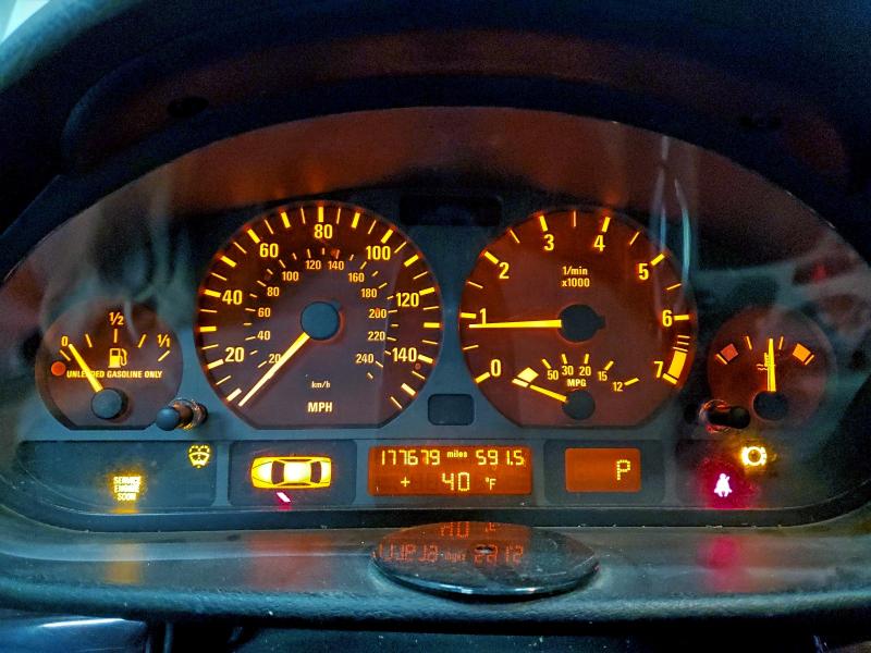 Photo 9 from auction – 2004 BMW 325 XI with VIN WBAEU33474PR09356
