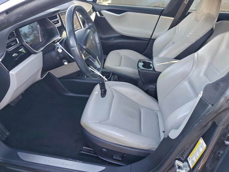 Photo 7 from auction – 2015 TESLA MODEL S with VIN 5YJSA1E17FF118165