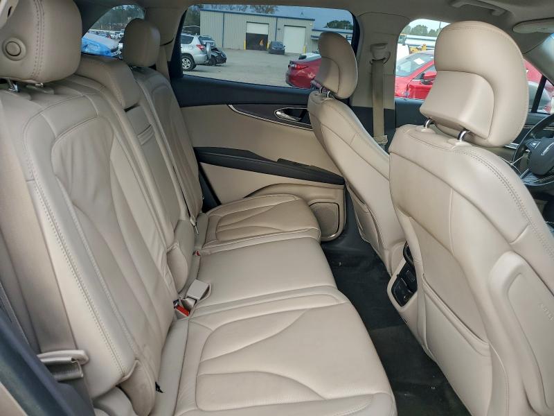 Photo 11 from auction – 2018 LINCOLN MKX RESERV with VIN 2LMPJ8LP1JBL22181