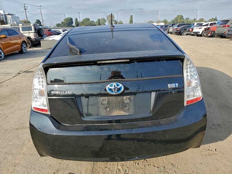 Photo 6 from auction – 2011 TOYOTA PRIUS with VIN JTDKN3DU3B1382692