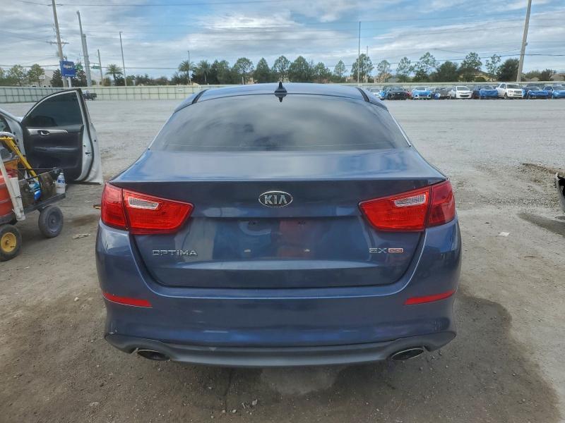 Foto 6 de la subasta – 2015 KIA OPTIMA EX con VIN 5XXGN4A75FG378891