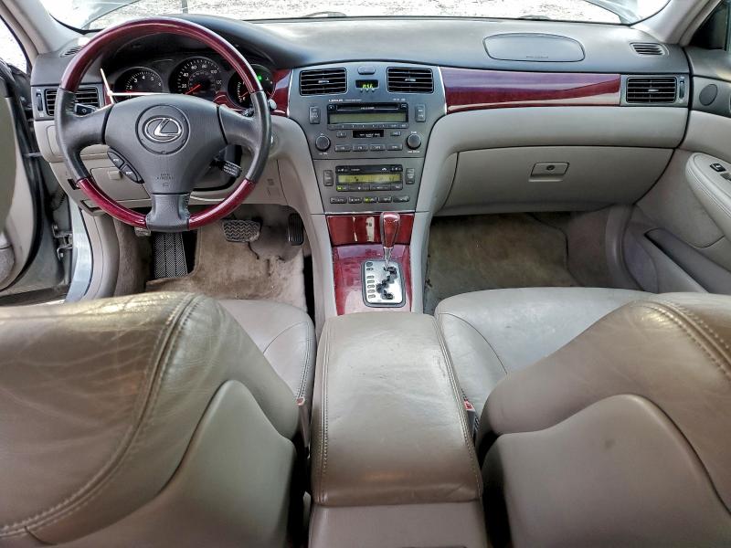 Photo 8 from auction – 2003 LEXUS ES 300 with VIN JTHBF30G836019367