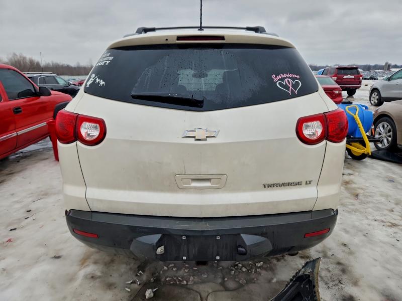 Photo 6 from auction – 2011 CHEVROLET TRAVERSE L with VIN 1GNKRGED6BJ212988