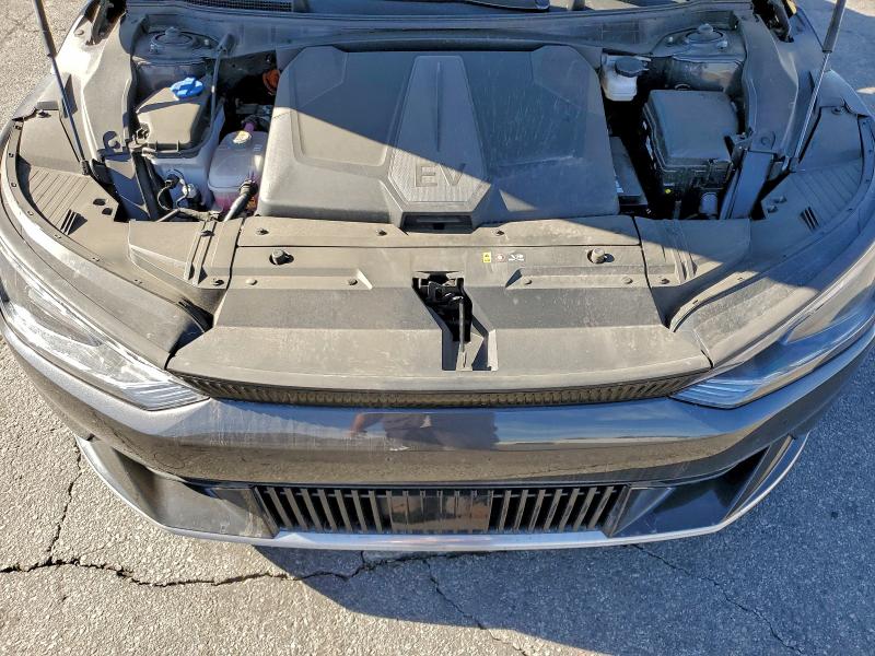 Zdjęcie 12 z aukcji – 2023 KIA EV6 LIGHT z VIN KNDC34LA8P5603940