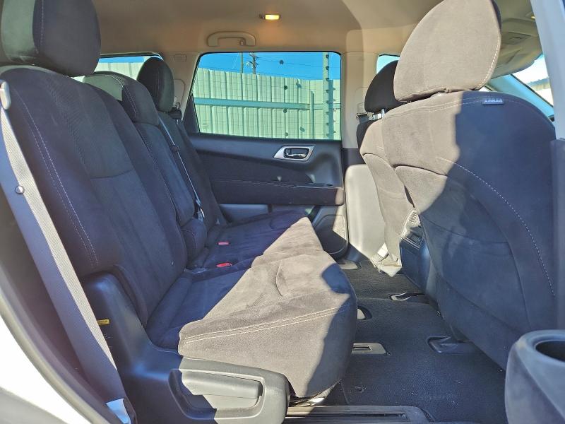 Photo 11 from auction – 2014 NISSAN PATHFINDER with VIN 5N1AR2MN6EC711599