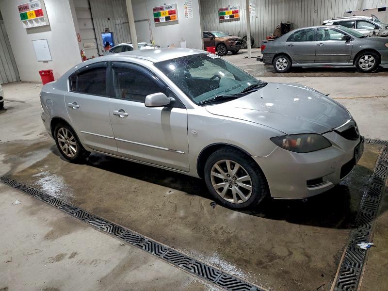 Foto 4 de la subasta – 2008 MAZDA 3 I con VIN JM1BK32G281814526