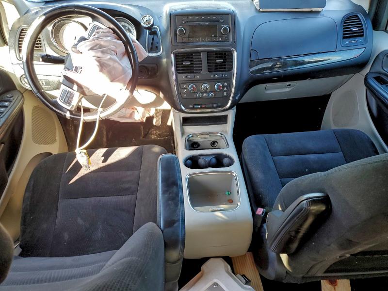 Photo 8 from auction – 2015 DODGE GRAND CARA with VIN 2C4RDGCG8FR547996