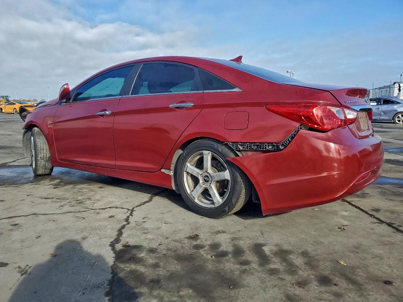 Photo 2 from auction – 2011 HYUNDAI SONATA SE with VIN 5NPEC4AC2BH256840