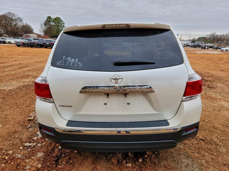 Photo 6 from auction – 2013 TOYOTA HIGHLANDER with VIN 5TDZA3EH1DS034570
