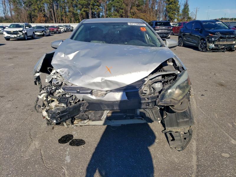 Photo 5 from auction – 2015 TOYOTA COROLLA L with VIN 2T1BURHE1FC317236