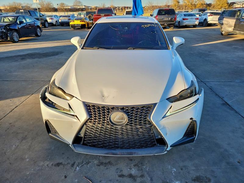 Photo 5 from auction – 2018 LEXUS IS 300 with VIN JTHBA1D29J5066573