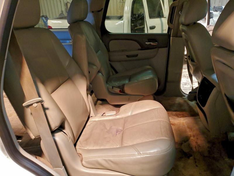 Photo 11 from auction – 2011 CHEVROLET TAHOE C150 with VIN 1GNSCBE05BR105420
