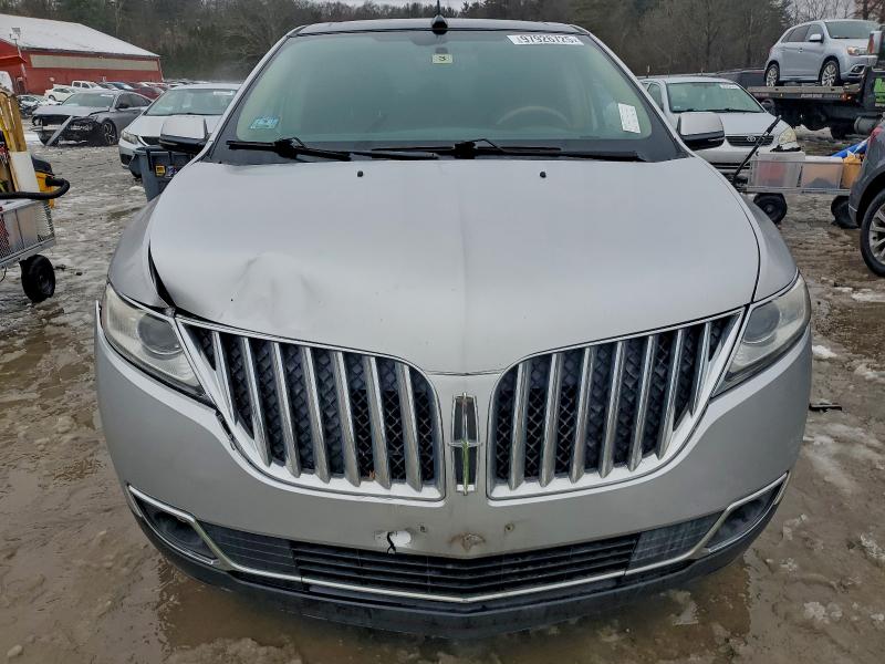 Photo 5 from auction – 2013 LINCOLN MKX with VIN 2LMDJ8JK0DBL08478