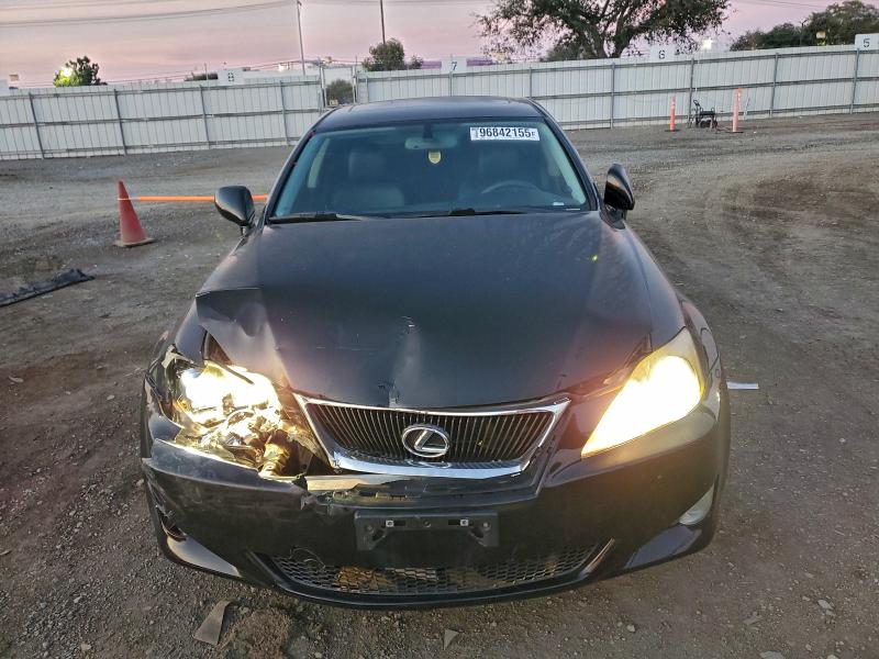Photo 5 from auction – 2007 LEXUS IS 350 with VIN JTHBE262872011999