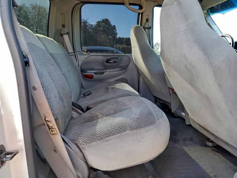 Photo 10 from auction – 2001 FORD F150 SUPER with VIN 1FTRW07W11KE03345